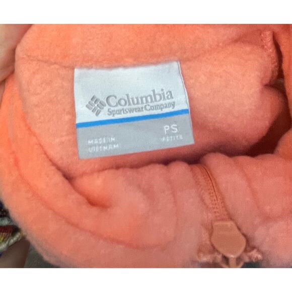 COLUMBIA WOMENS PEACH SLEEVELESS ZIP UP VEST NEW WITHOUT TAGS - Picture 4 of 4